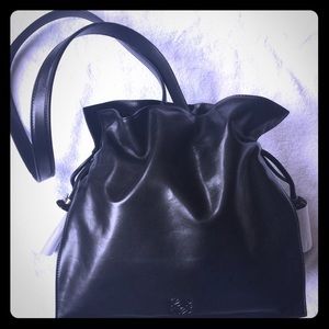 Flamenco 30 Black Calfskin Leather Shoulder Bag
